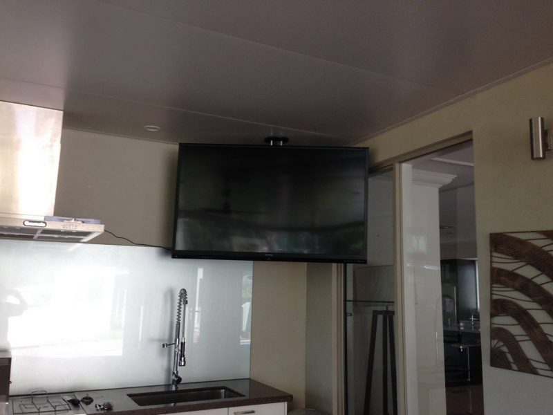 TV Roof Mounted In Donvale