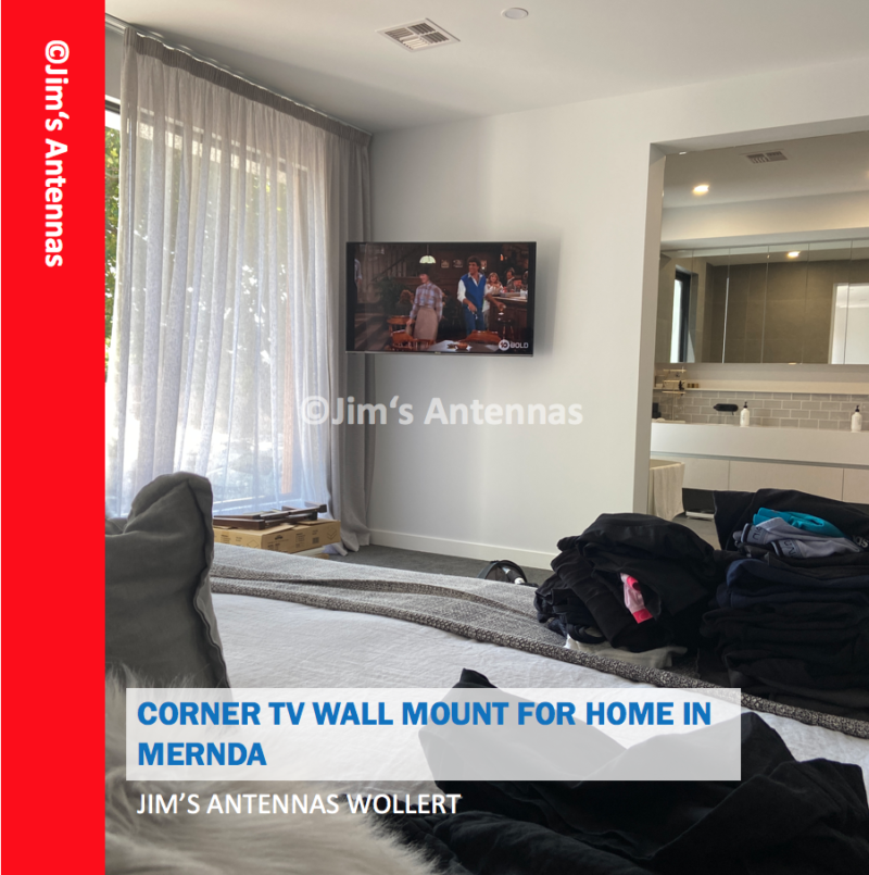 CORNER TV WALL MOUNT FOR HOME IN MERNDA