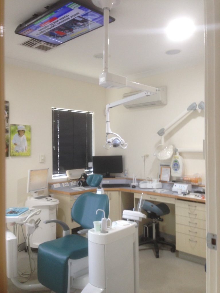 Dental Surgery TV Is Wall Mounted – For The Ultimate Trip To The Dentist