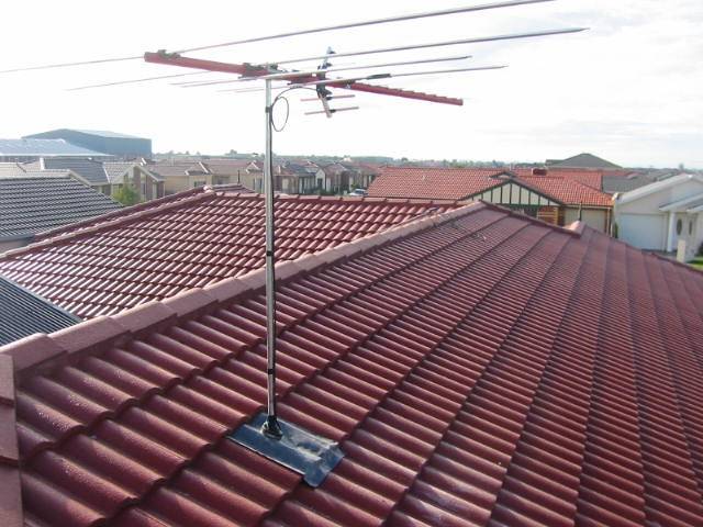 Jims Antennas Tile Roof Mount Antenna