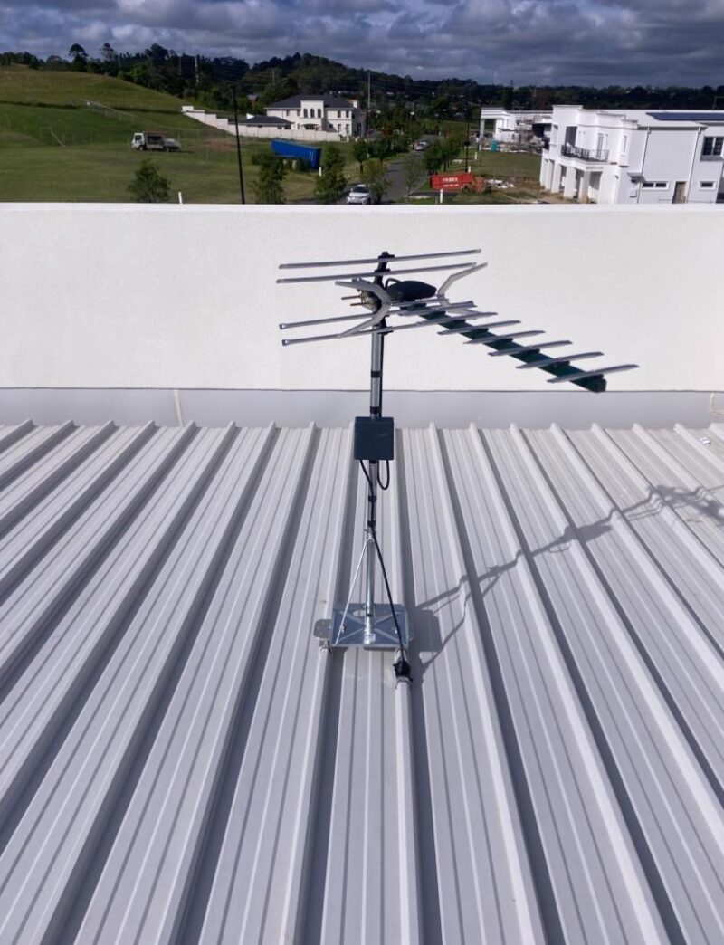 Boost Your Signal: How TV Antenna Amplifiers Improve Your Reception.