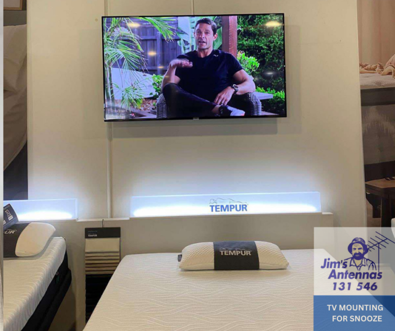 Transforming Retail Spaces: Showroom’s Stylish TV Mounting Installation.